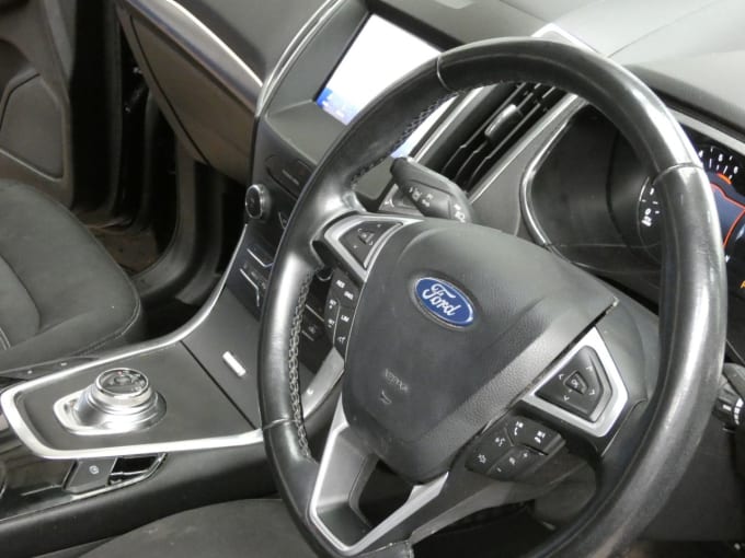 2025 Ford Galaxy