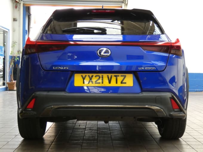 2025 Lexus Ux