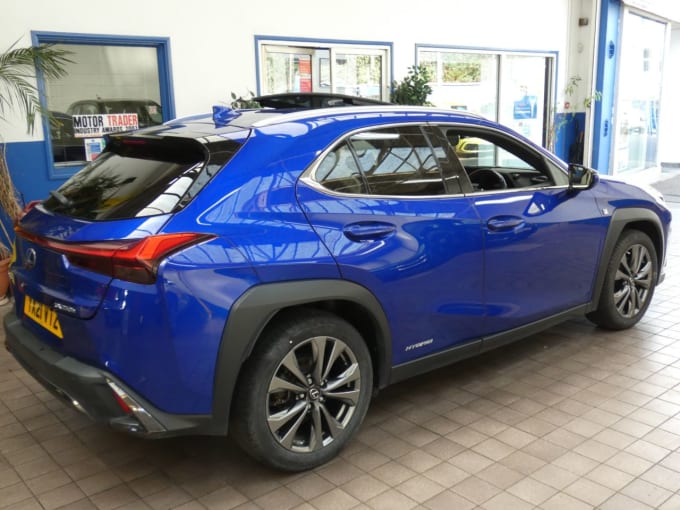 2025 Lexus Ux