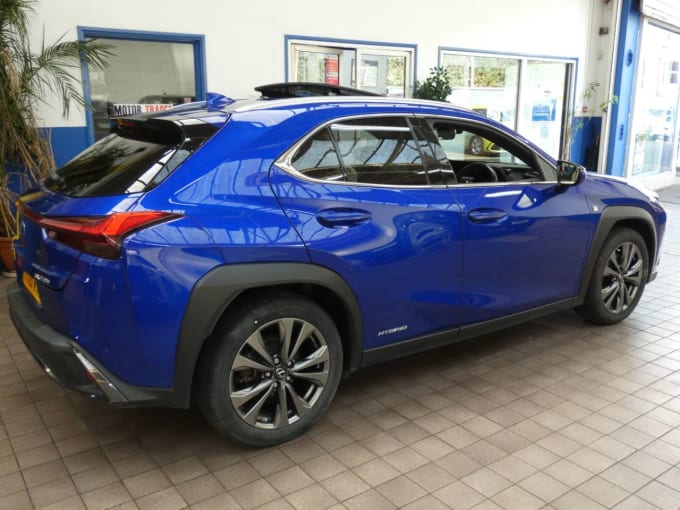 2025 Lexus Ux