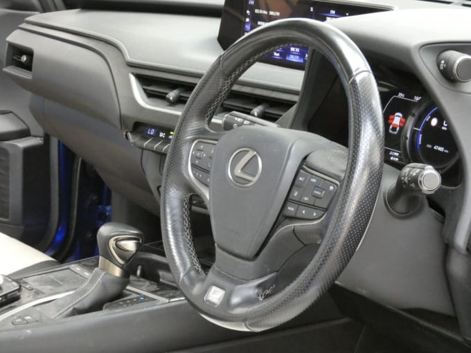 2025 Lexus Ux