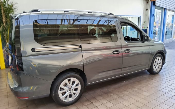 2025 Ford Grand Tourneo Connect