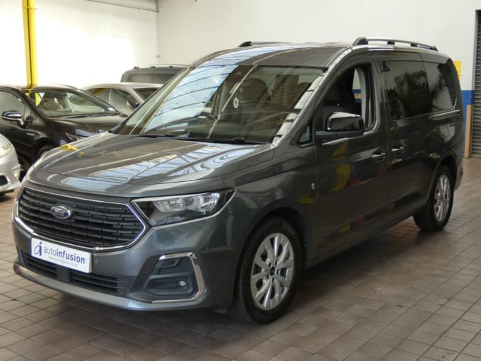 2025 Ford Grand Tourneo Connect