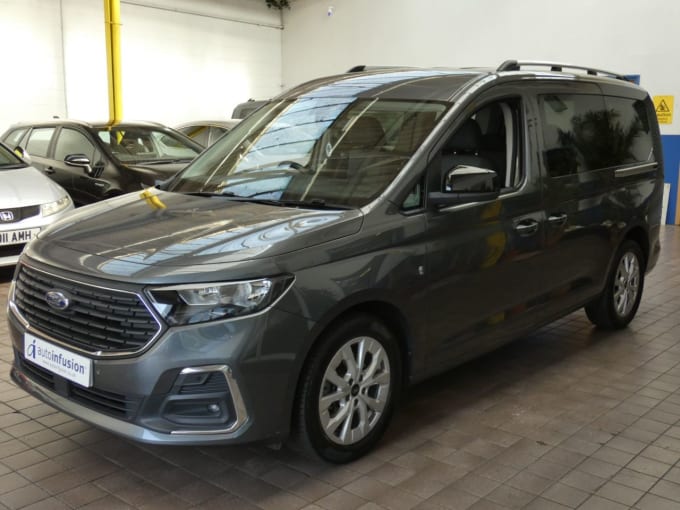2025 Ford Grand Tourneo Connect