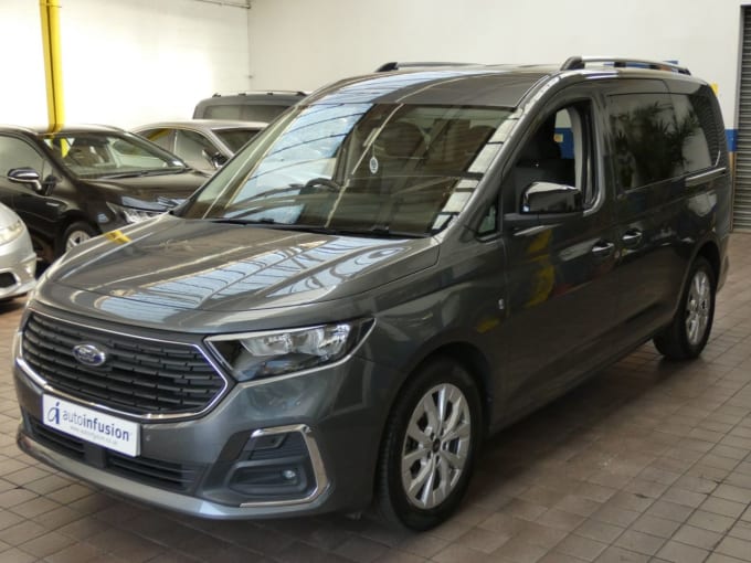 2025 Ford Grand Tourneo Connect