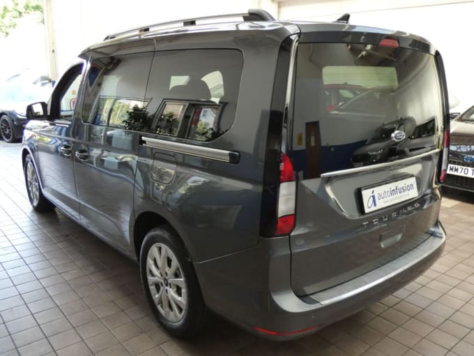 2025 Ford Grand Tourneo Connect