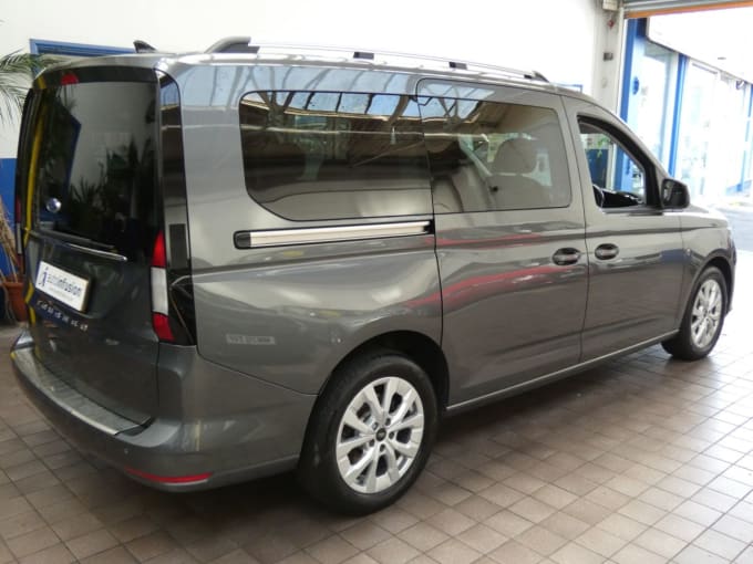 2025 Ford Grand Tourneo Connect
