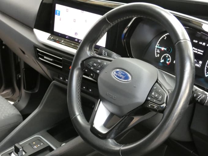 2025 Ford Grand Tourneo Connect