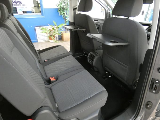 2025 Ford Grand Tourneo Connect