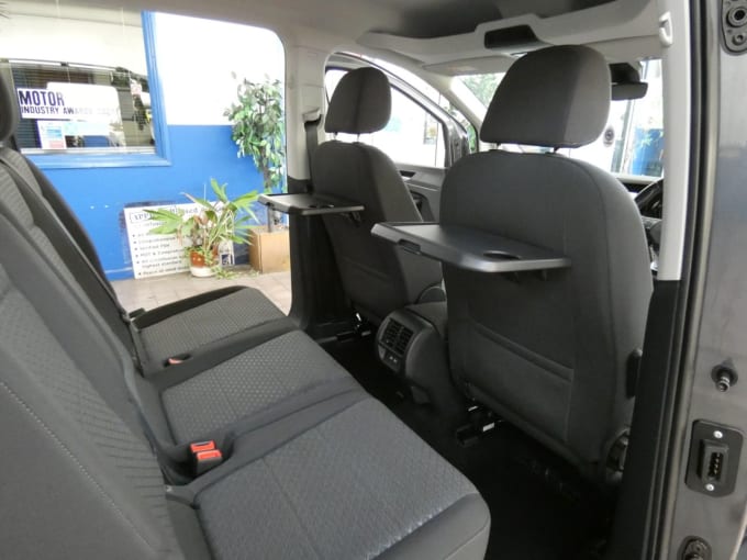 2025 Ford Grand Tourneo Connect