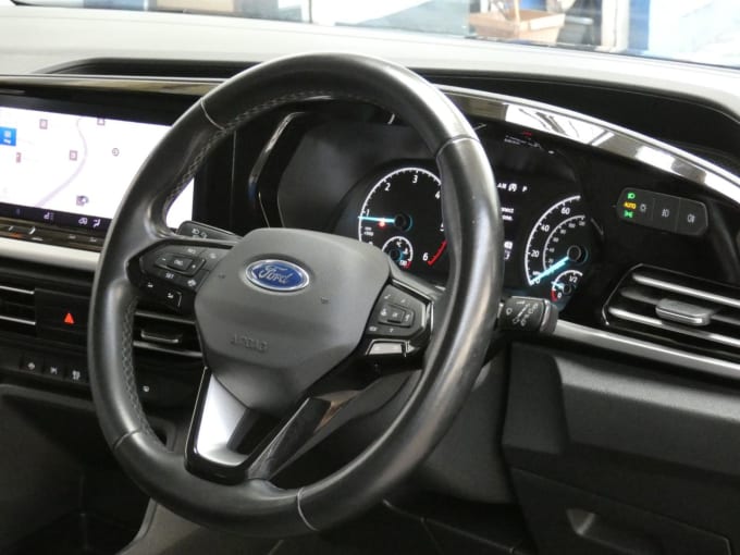 2025 Ford Grand Tourneo Connect
