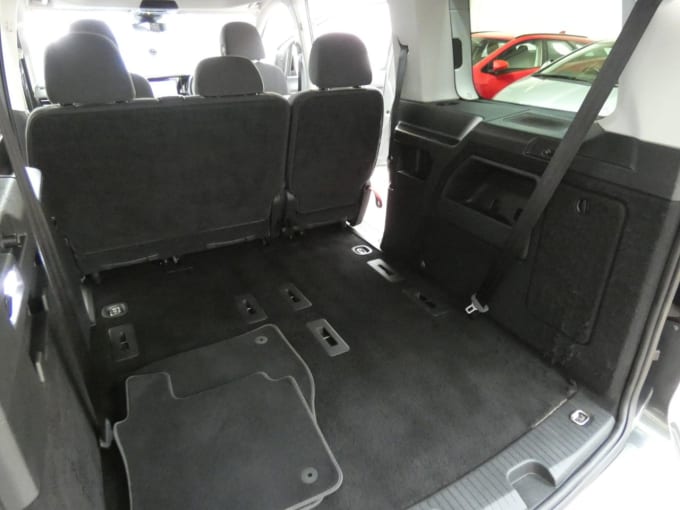 2025 Ford Grand Tourneo Connect