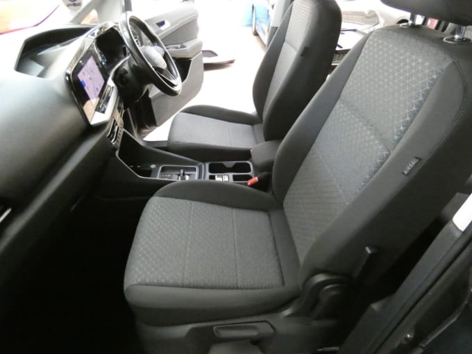 2025 Ford Grand Tourneo Connect
