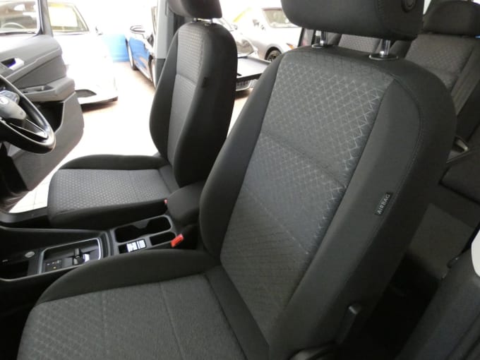 2025 Ford Grand Tourneo Connect