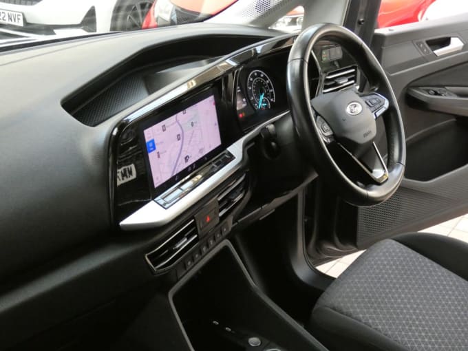 2025 Ford Grand Tourneo Connect