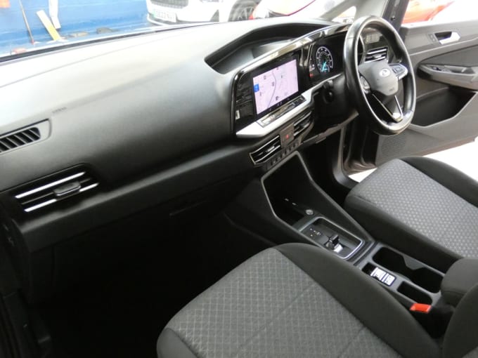 2025 Ford Grand Tourneo Connect