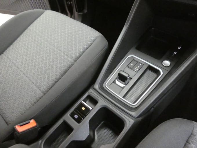 2025 Ford Grand Tourneo Connect