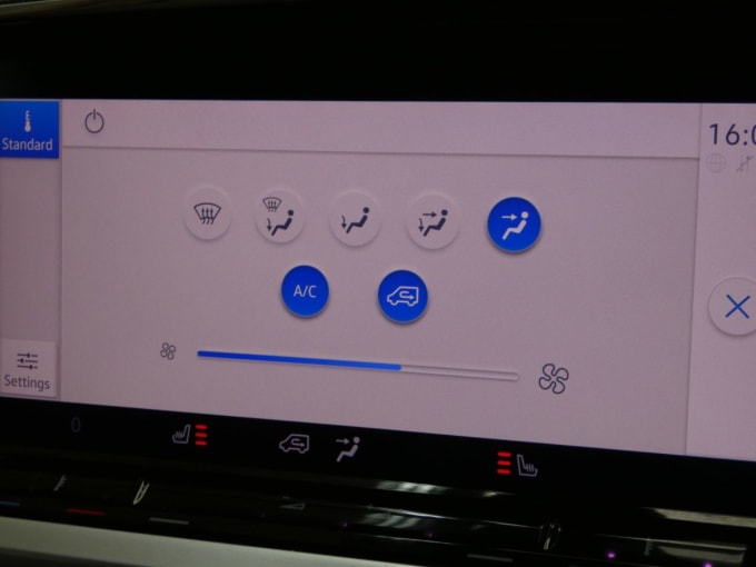 2025 Ford Grand Tourneo Connect