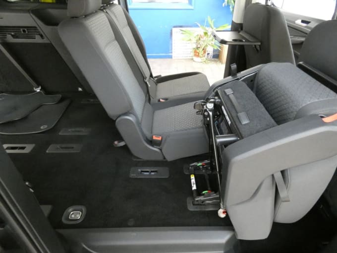 2025 Ford Grand Tourneo Connect