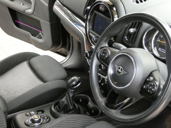 2025 Mini Countryman