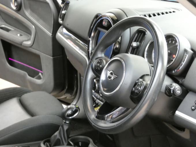 2025 Mini Countryman