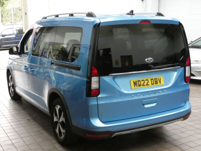2025 Ford Grand Tourneo Connect