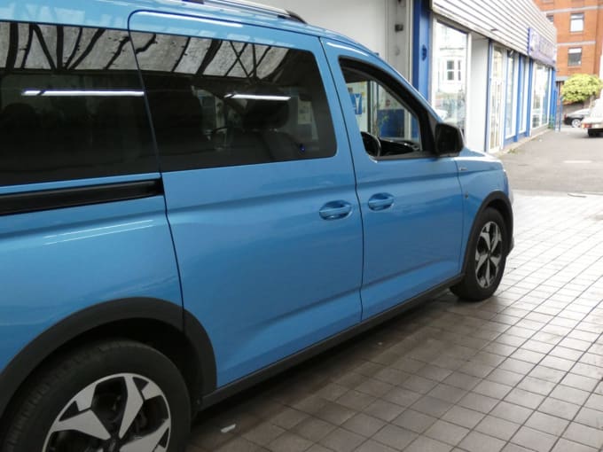 2025 Ford Grand Tourneo Connect