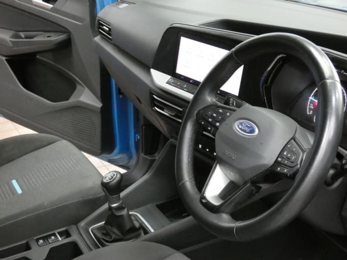2025 Ford Grand Tourneo Connect