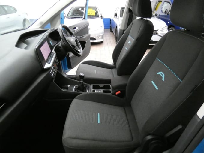 2025 Ford Grand Tourneo Connect
