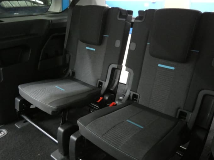 2025 Ford Grand Tourneo Connect