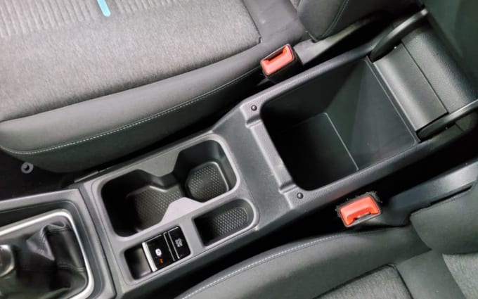 2025 Ford Grand Tourneo Connect
