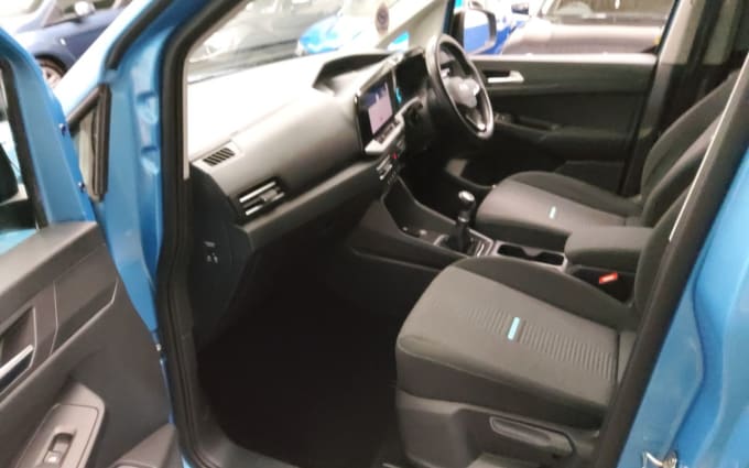 2025 Ford Grand Tourneo Connect