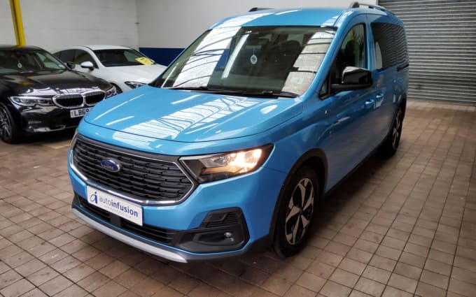 2025 Ford Grand Tourneo Connect