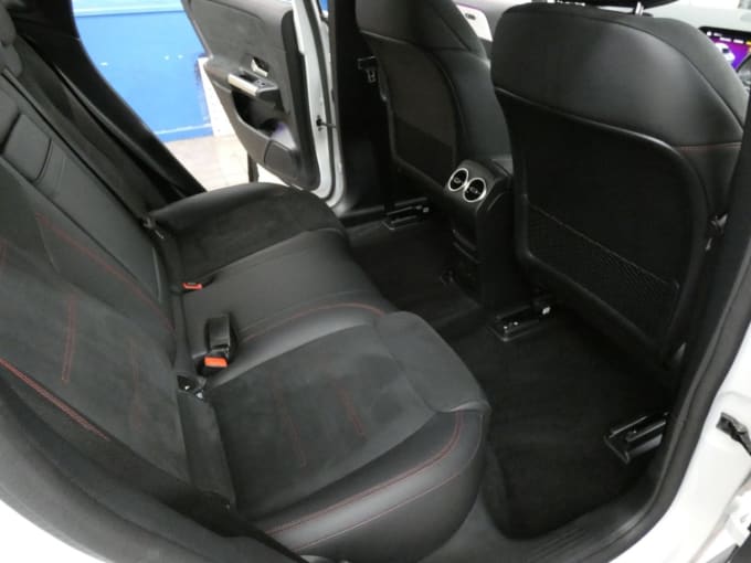 2025 Mercedes-benz Eqa