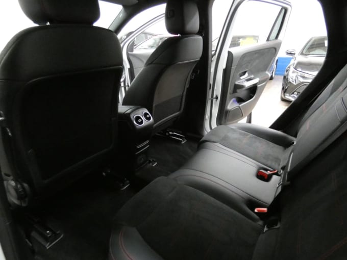 2025 Mercedes-benz Eqa