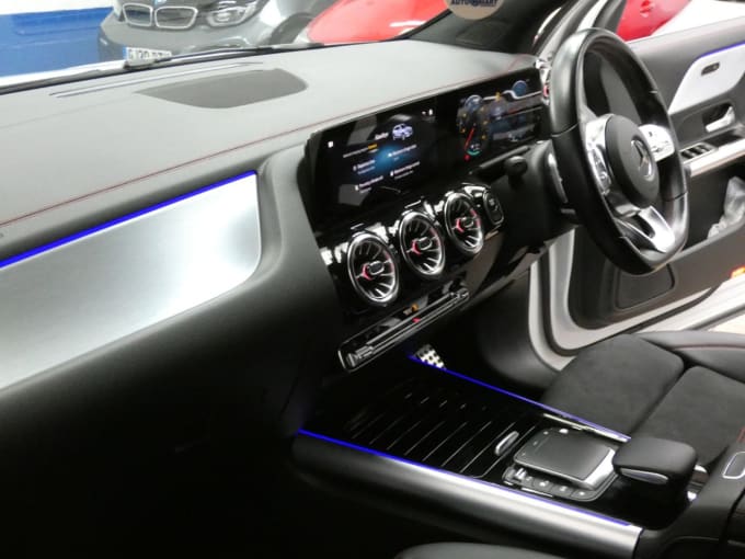 2025 Mercedes-benz Eqa