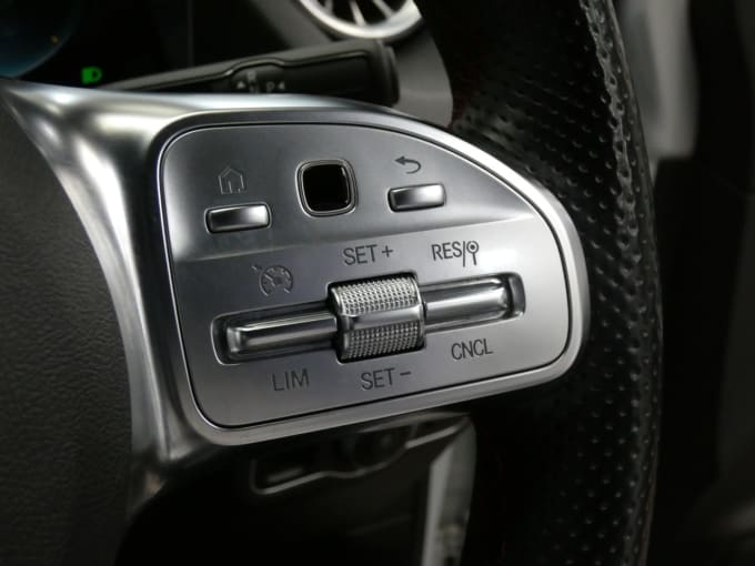 2025 Mercedes-benz Eqa
