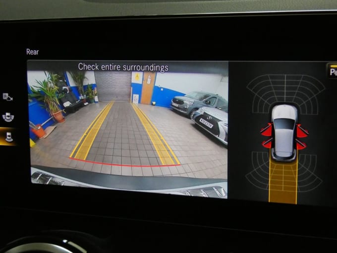 2025 Mercedes-benz Eqa