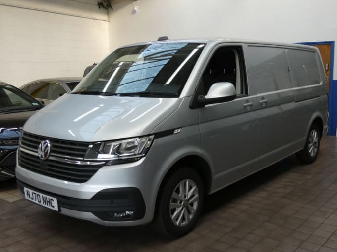 2025 Volkswagen Transporter