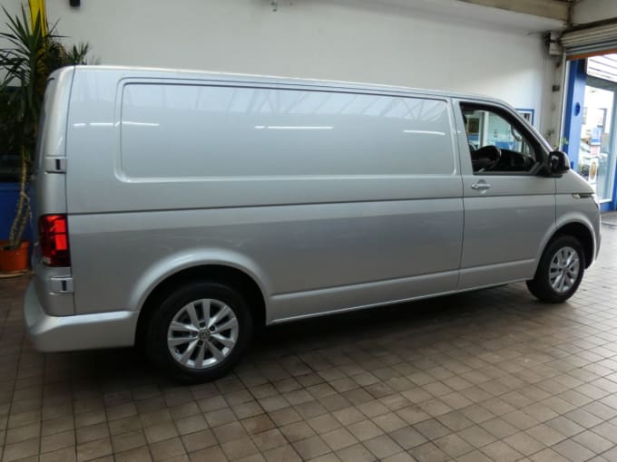 2021 Volkswagen Transporter