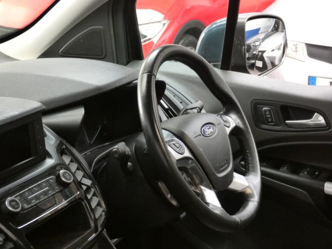 2025 Ford Grand Tourneo Connect