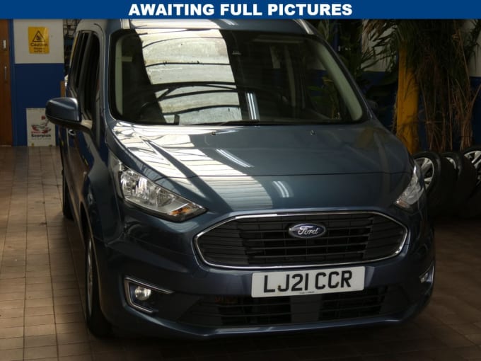 2025 Ford Grand Tourneo Connect