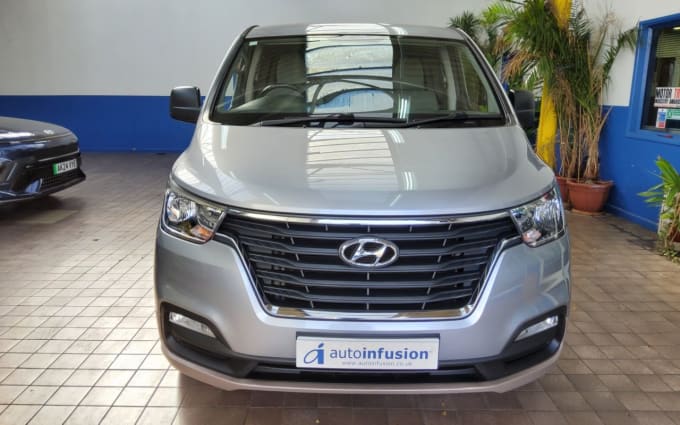 2019 Hyundai I800