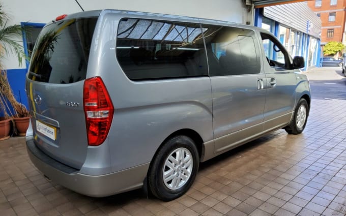2019 Hyundai I800