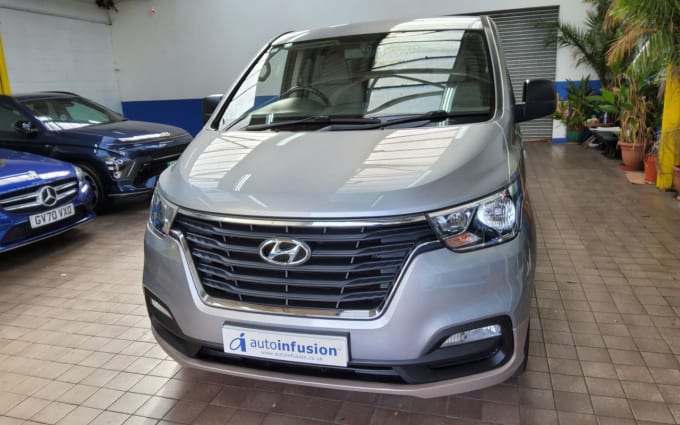 2019 Hyundai I800