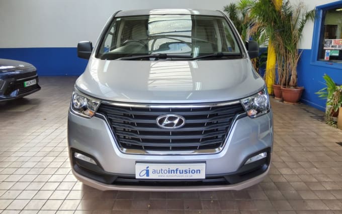 2019 Hyundai I800