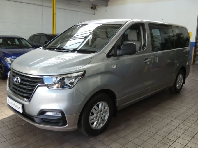 2019 Hyundai I800