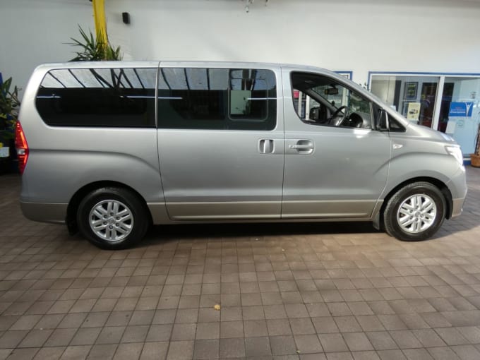 2019 Hyundai I800