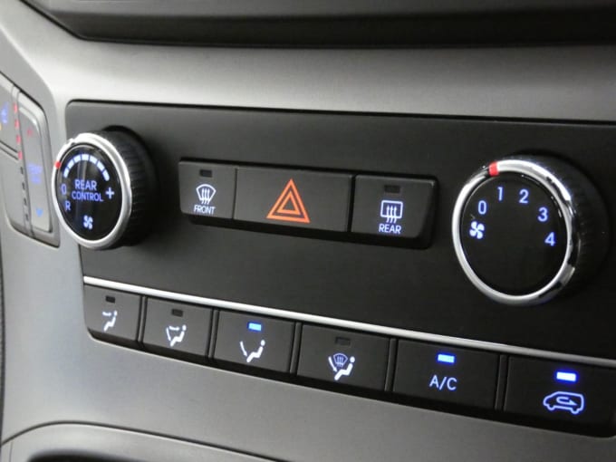 2019 Hyundai I800