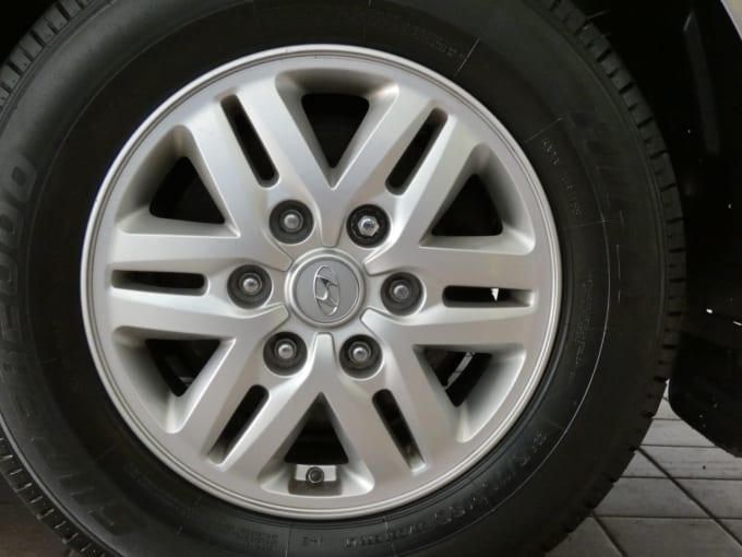 2019 Hyundai I800